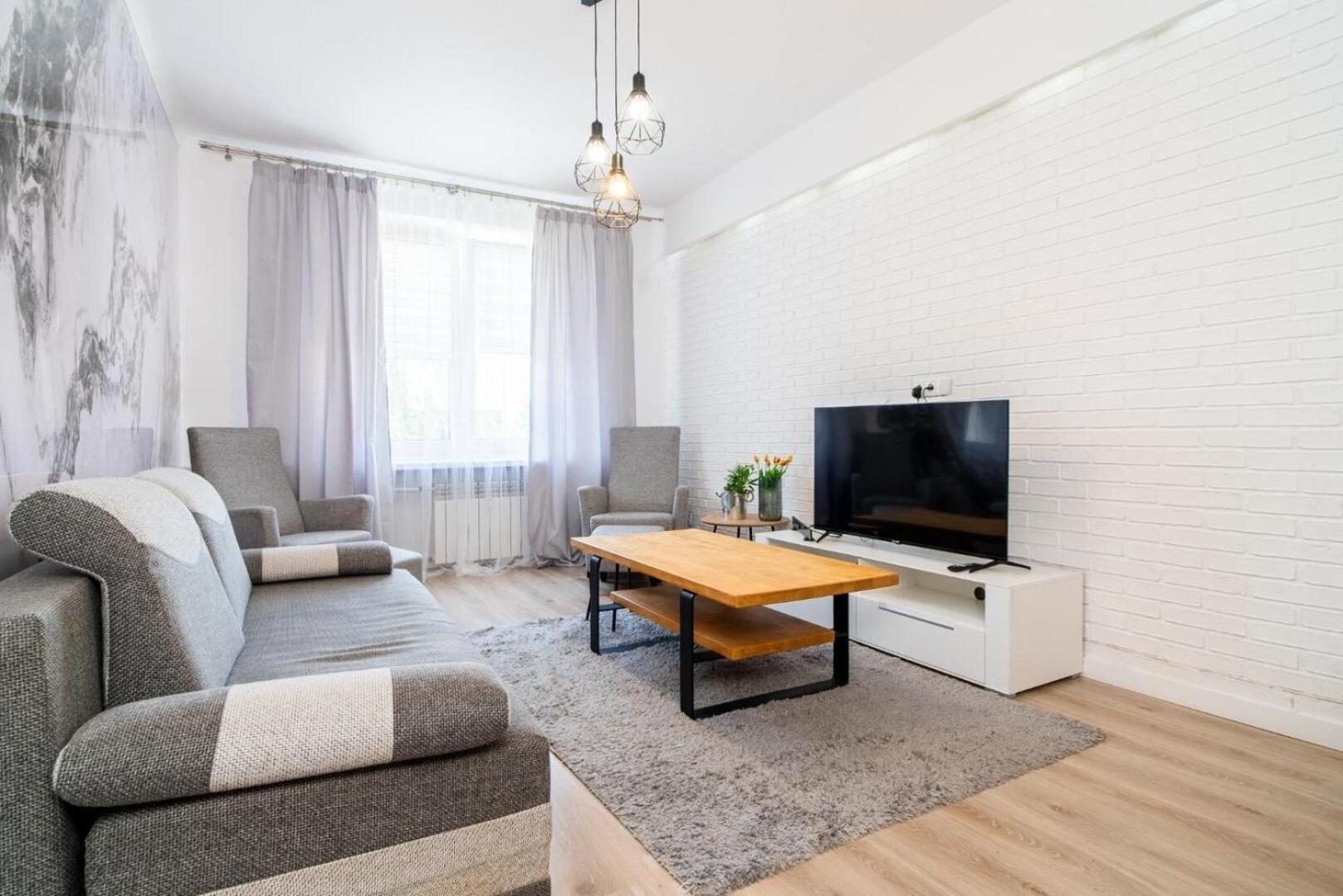 Apartamentysnu, Parkowy ราดอม ภายนอก รูปภาพ